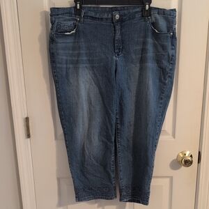 Gloria Vanderbilt 16W Capris